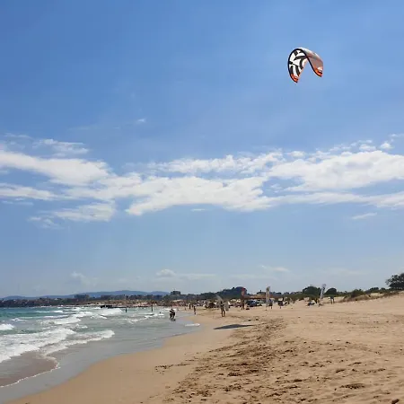 Bulgarien, 2-zimmer-ferienwohnung Am Schoensten Strand Des Landes Primorsko